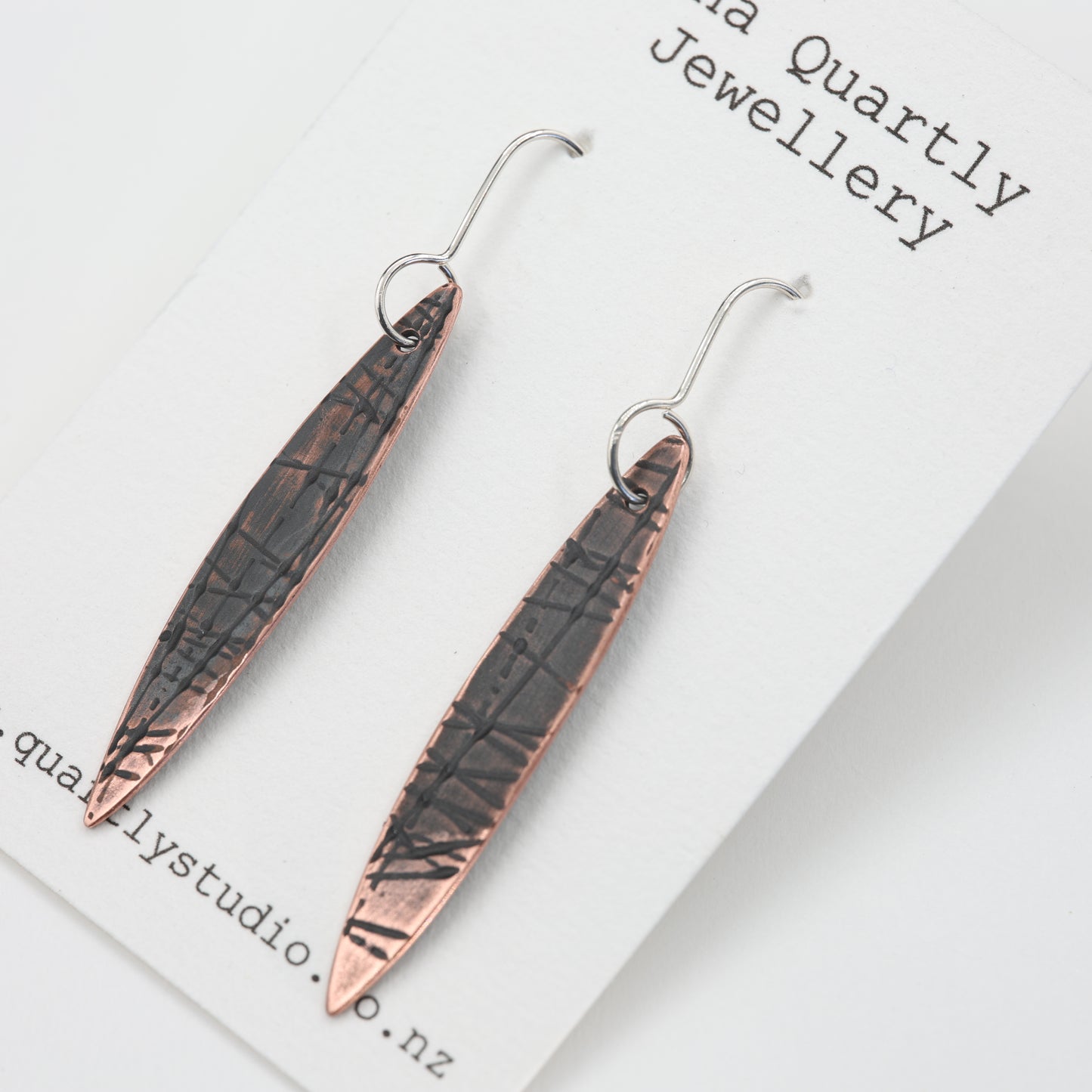 Contemporary Line Earrings-Leaf
