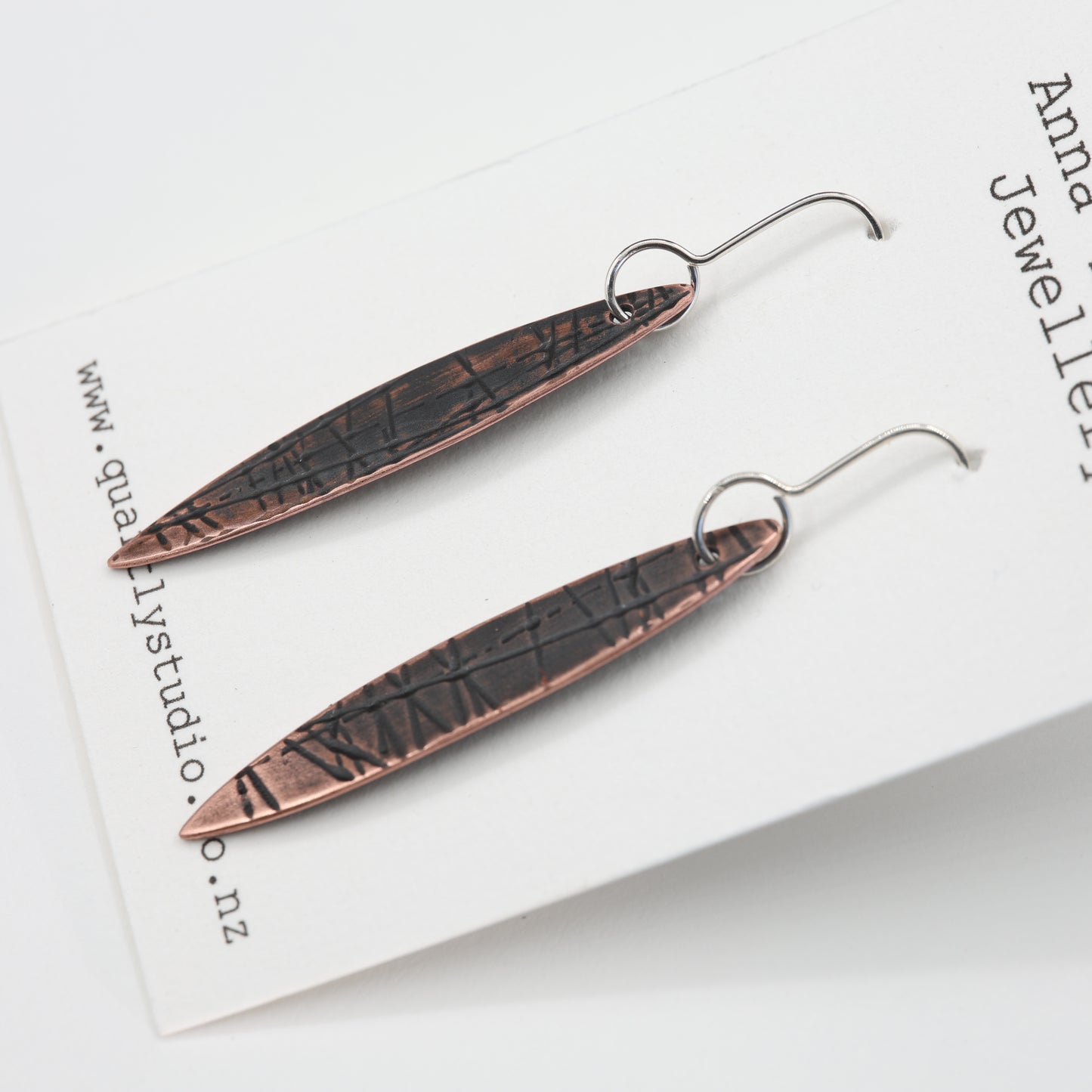 Contemporary Line Earrings-Leaf