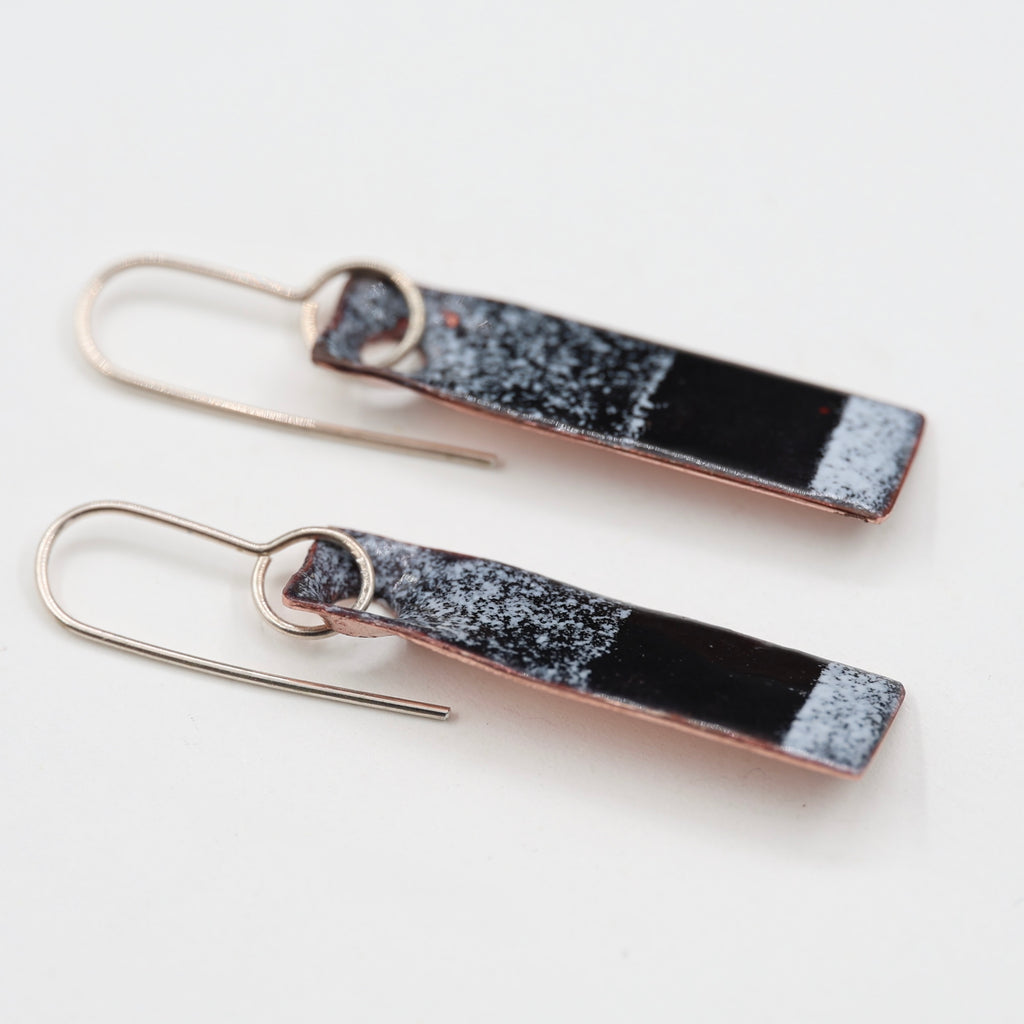 Black & white Enamel Earrings / Long Rectangle