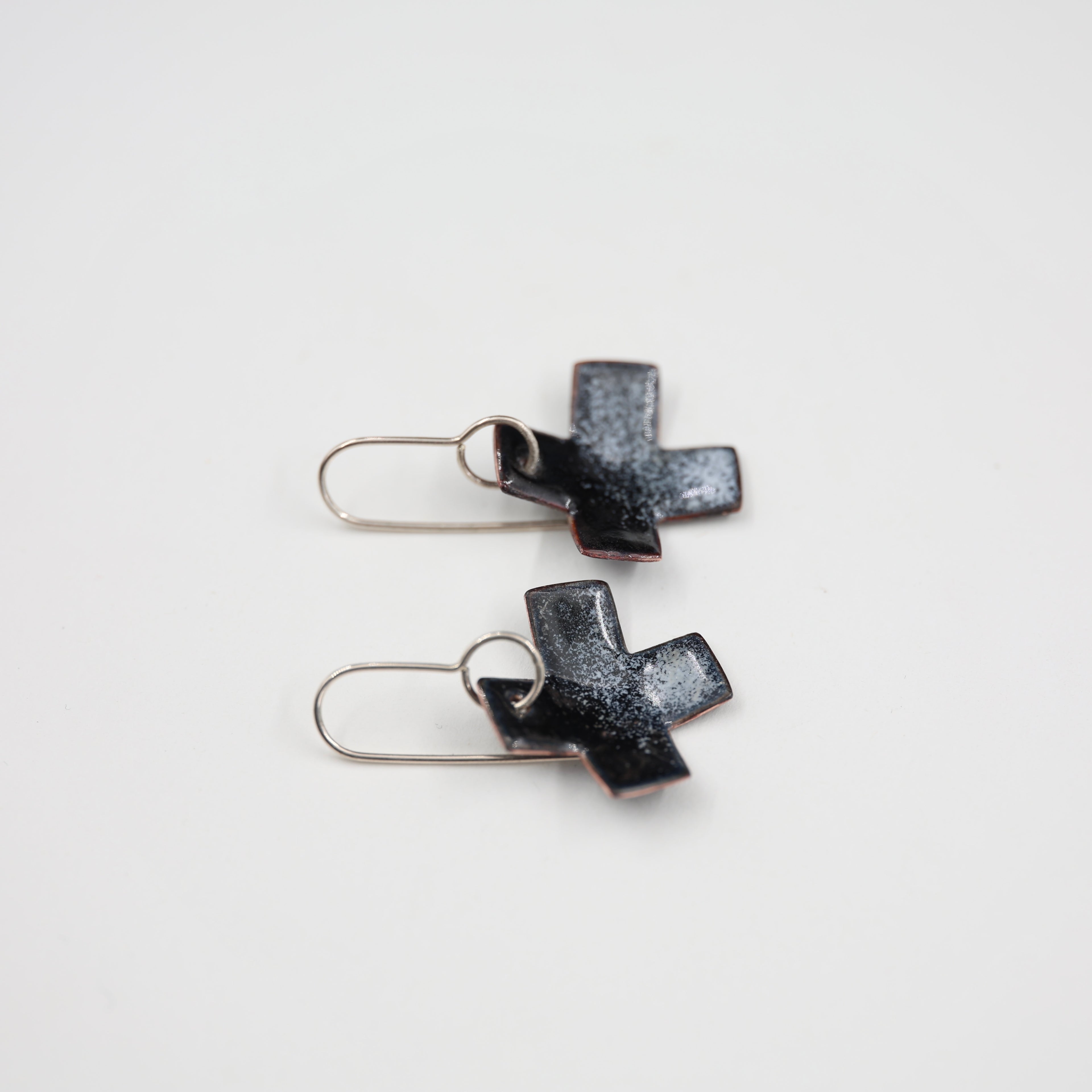 Black & white Enamel Earrings / Cross