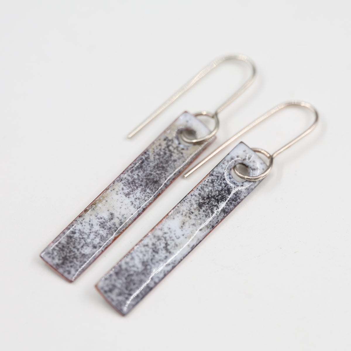Black & white Enamel Earrings / Long Rectangle