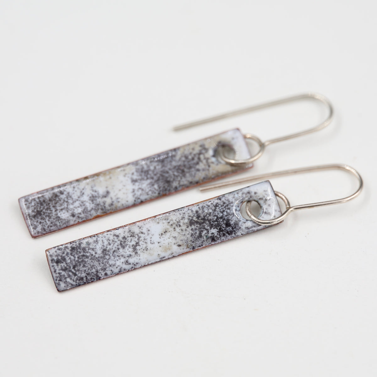Black & white Enamel Earrings / Long Rectangle