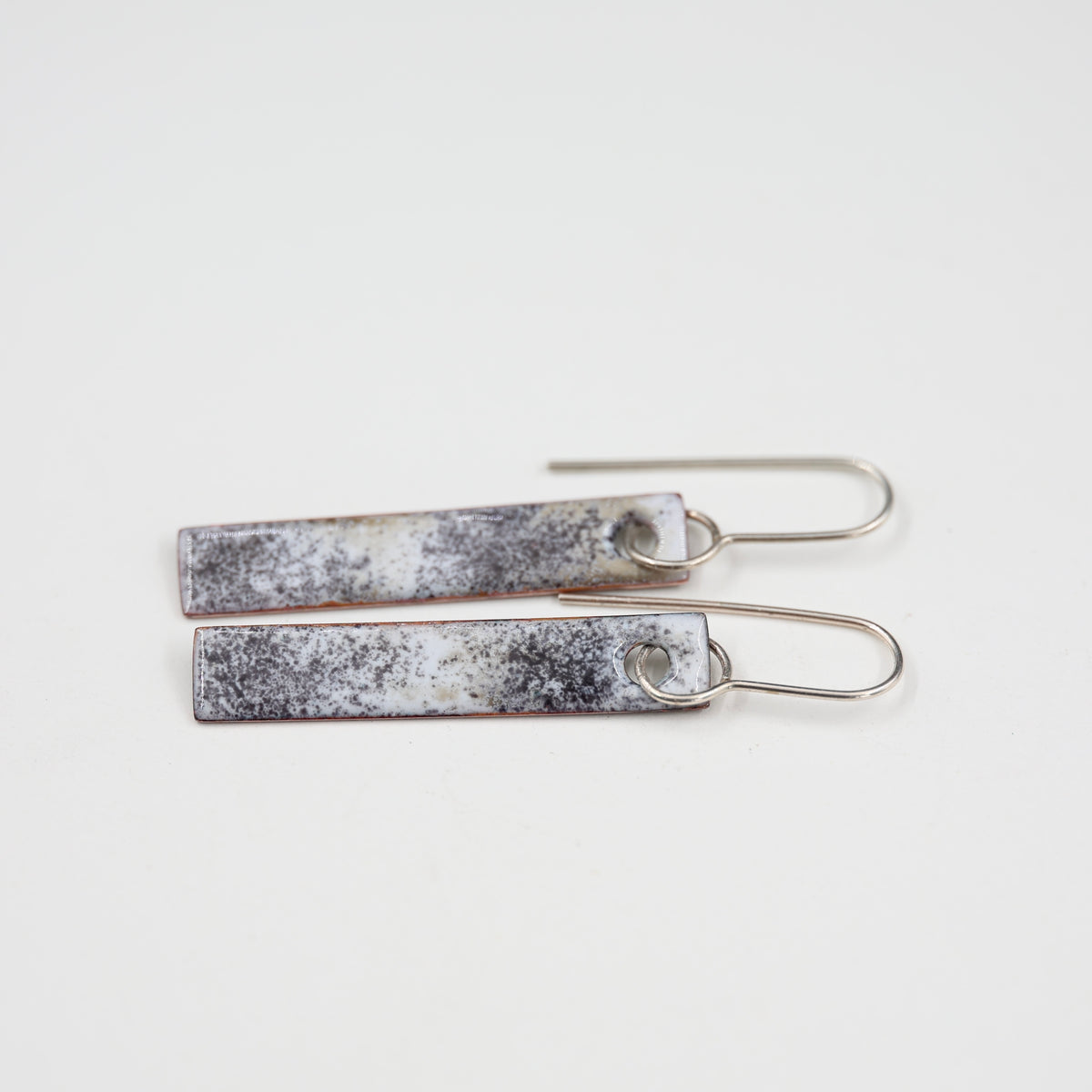 Black & white Enamel Earrings / Long Rectangle