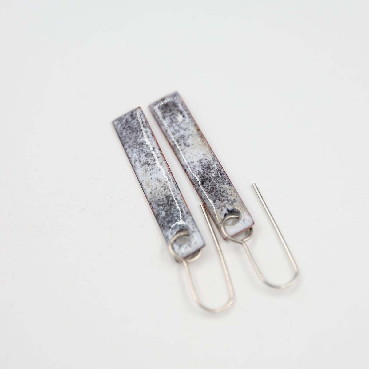 Black & white Enamel Earrings / Long Rectangle