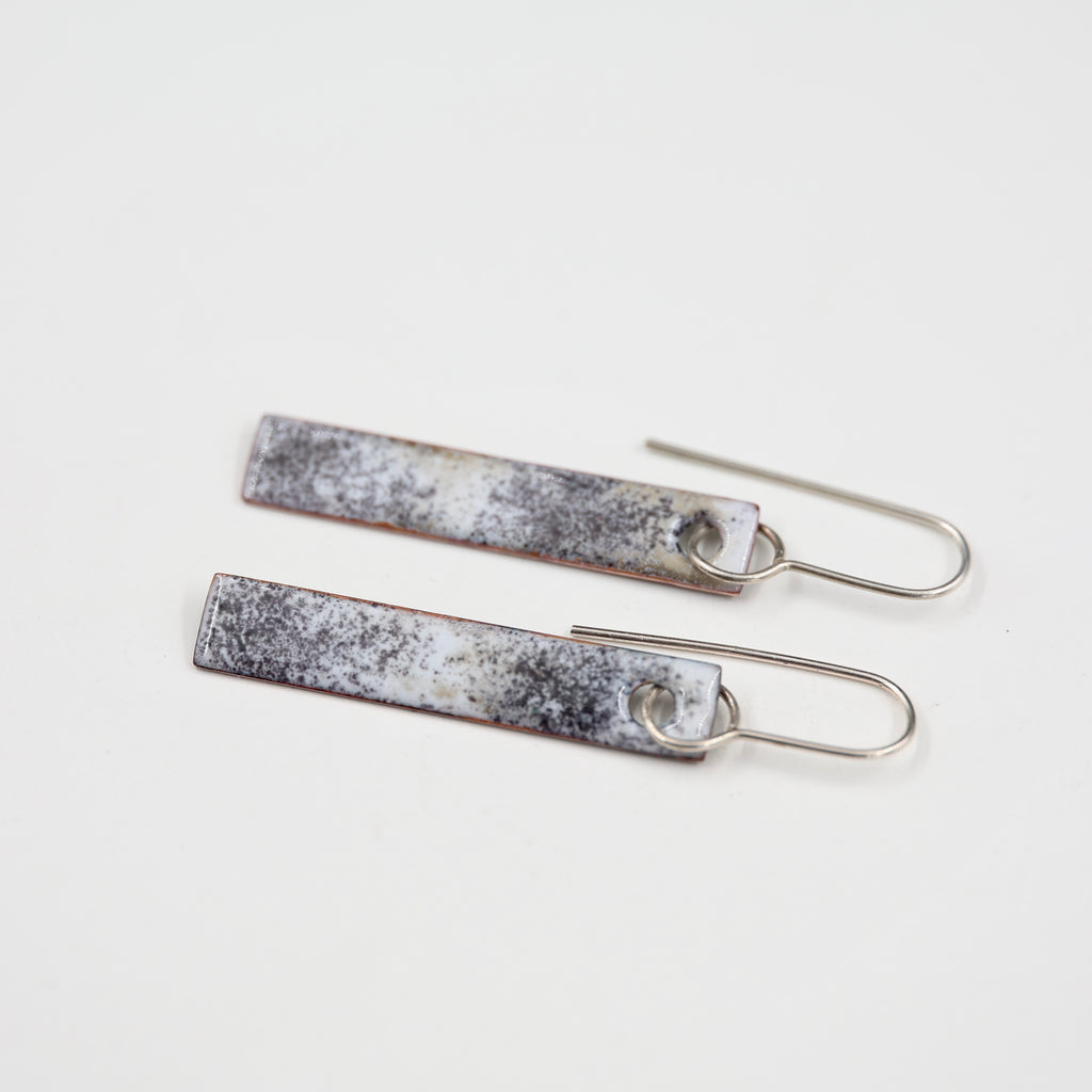 Black & white Enamel Earrings / Long Rectangle