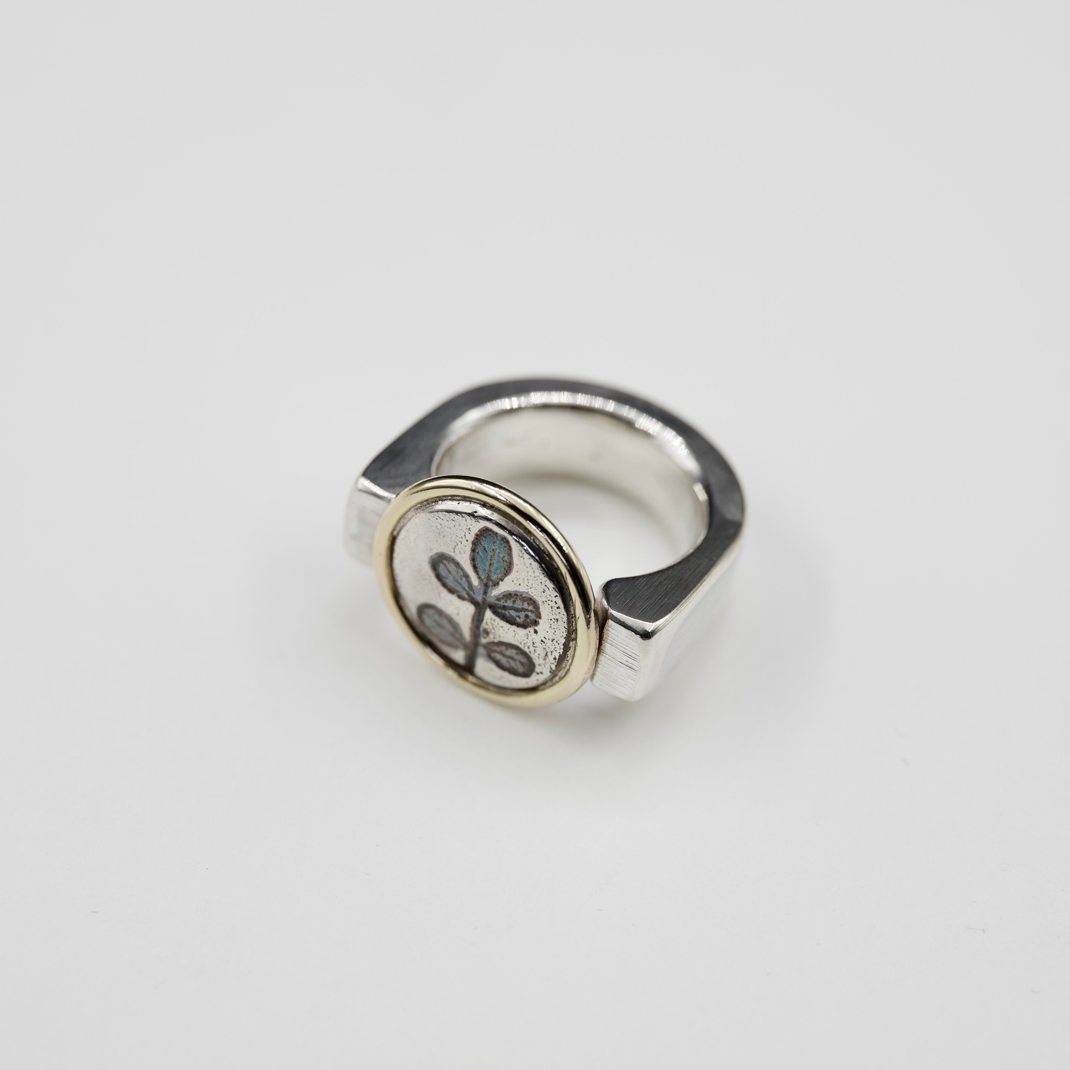 Kōwhai Leaf- Silver/Brass Ring